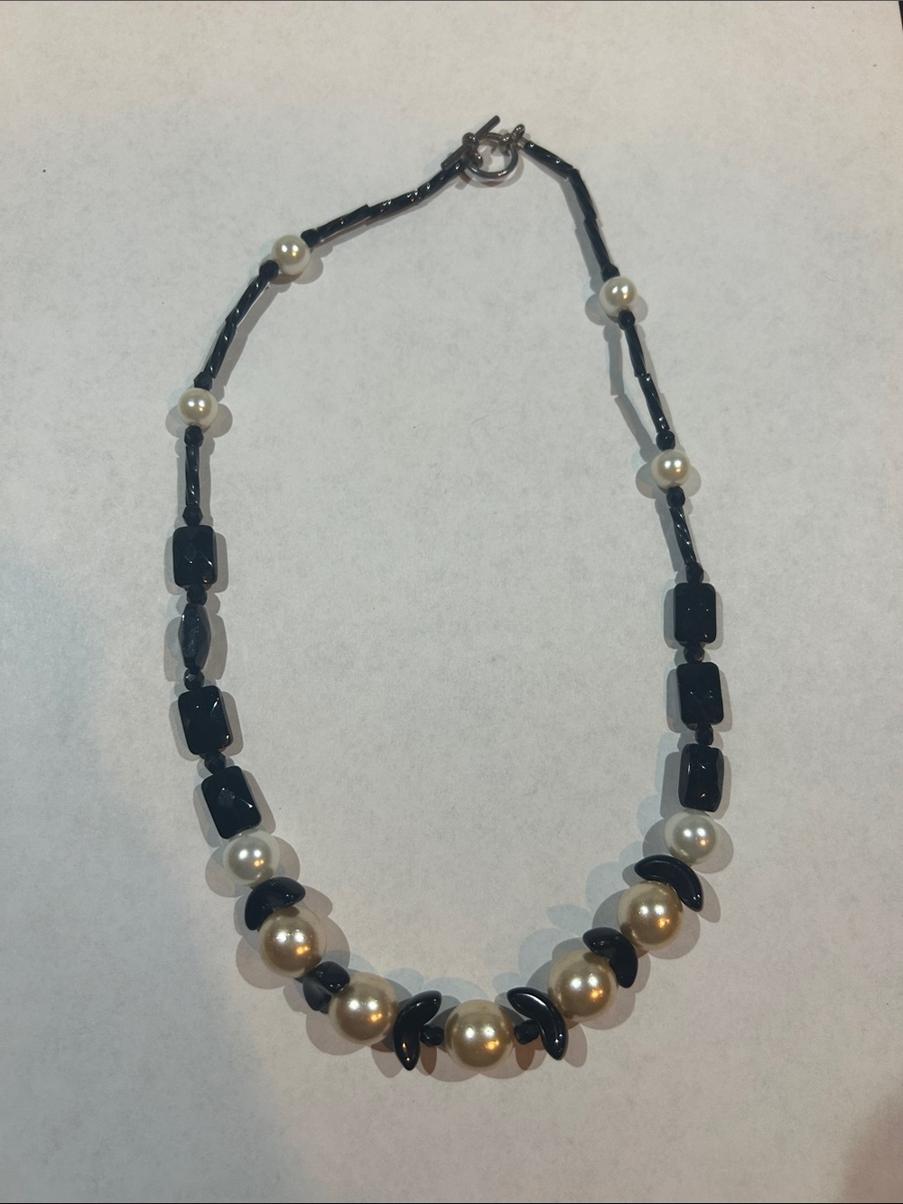 Elegant Black and Pearl Beaded Necklace - Women Jewelry